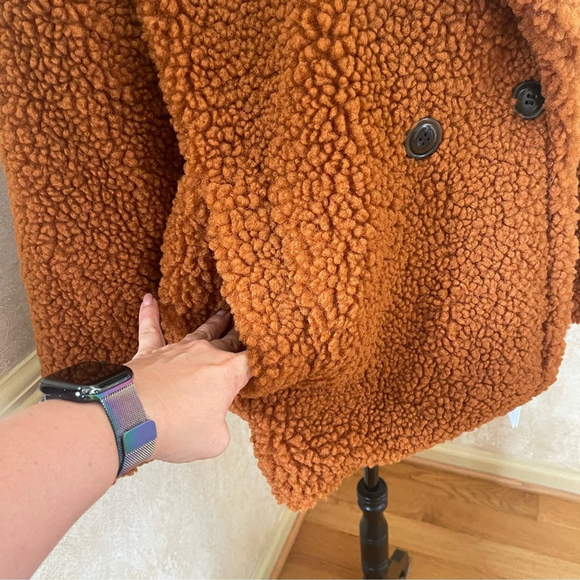 UGG Gertrude Short Teddy Coat in Chestnut Brown Sz Large Soft and cozy - Picture 13 of 13